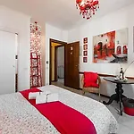 Abbraccia Morfeo Roma