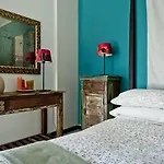 Abbraccia Morfeo Oda ve Kahvaltı Roma